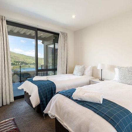 Okataina - Means Place Of Laughter, Luxury Retreat Villa Queenstown Exterior photo