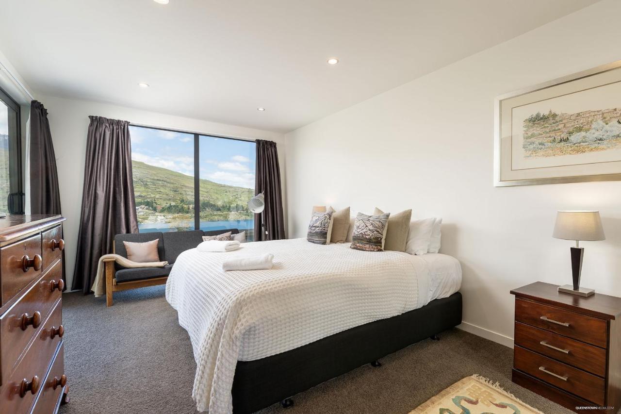 Okataina - Means Place Of Laughter, Luxury Retreat Villa Queenstown Exterior photo