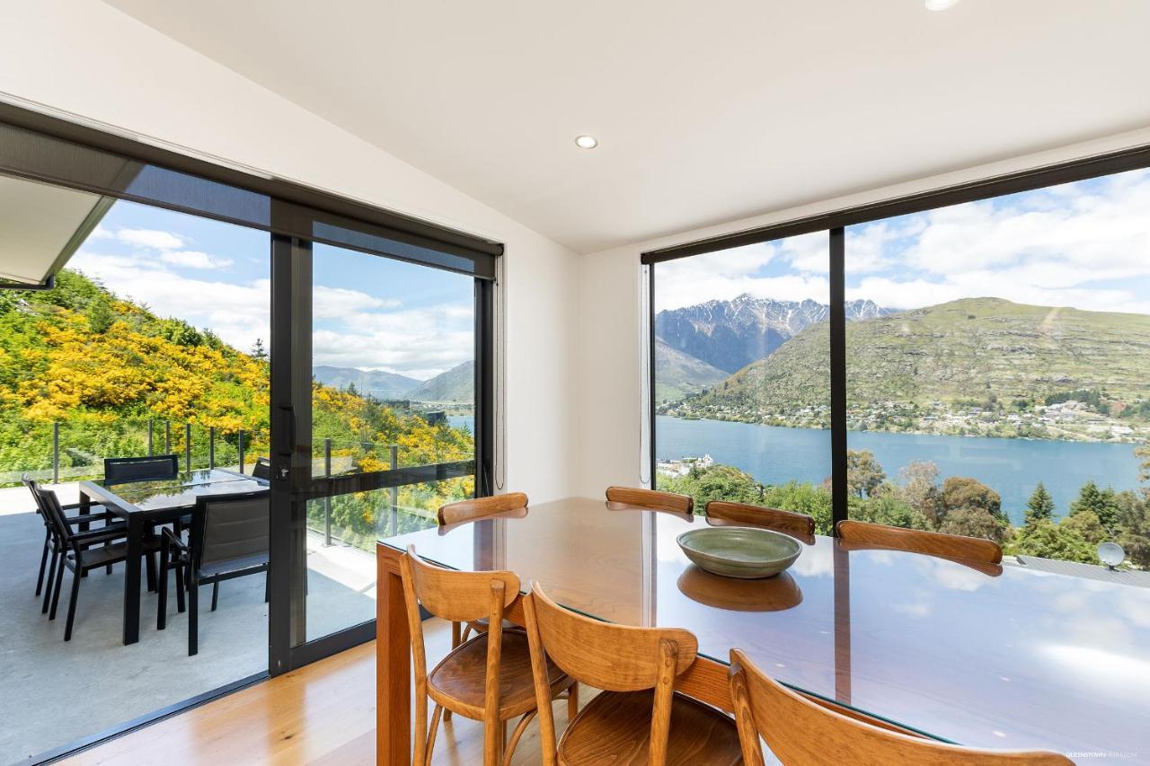 Okataina - Means Place Of Laughter, Luxury Retreat Villa Queenstown Exterior photo