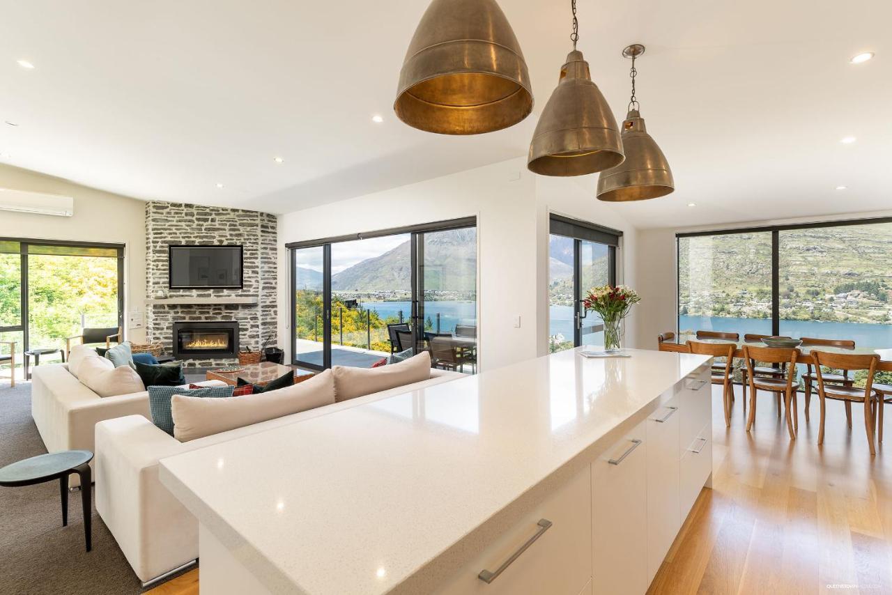 Okataina - Means Place Of Laughter, Luxury Retreat Villa Queenstown Exterior photo